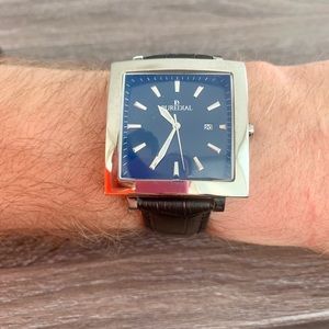 PUREDIAL men’s watch.